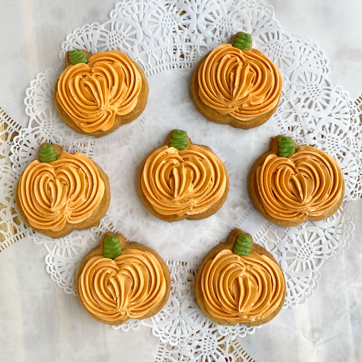 Pumpkin Decorated Cookies (Nov Only)