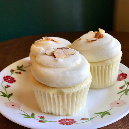 Almond Brothers Cupcakes: August Special
